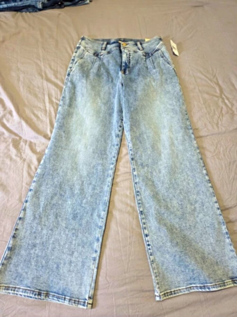 KUT from the Kloth "Zenith" Wide Leg Jeans (Sz 8, NWT)